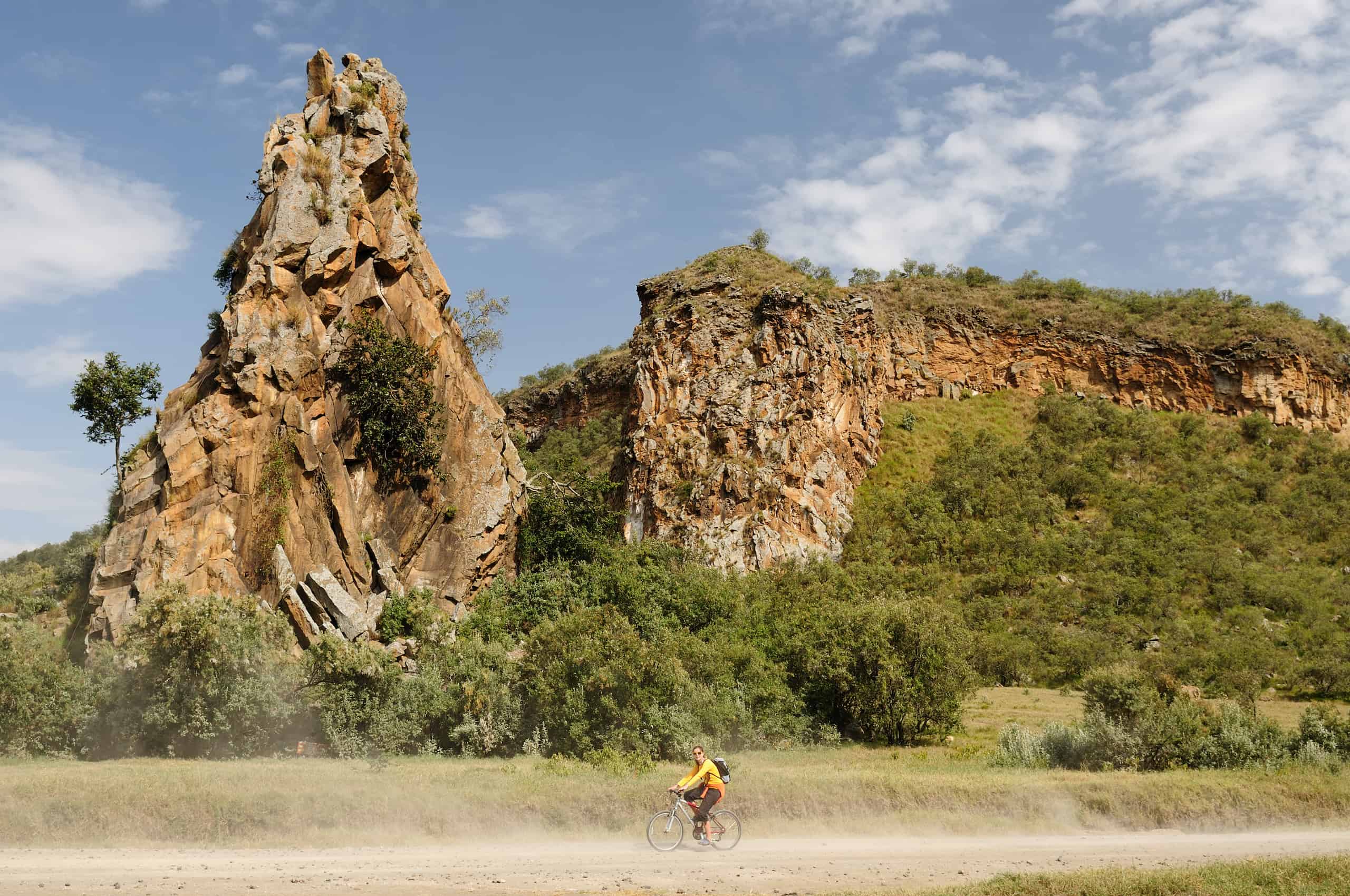 Hells Gate National Park cycling